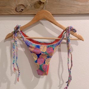 Moana Side Tie bottoms